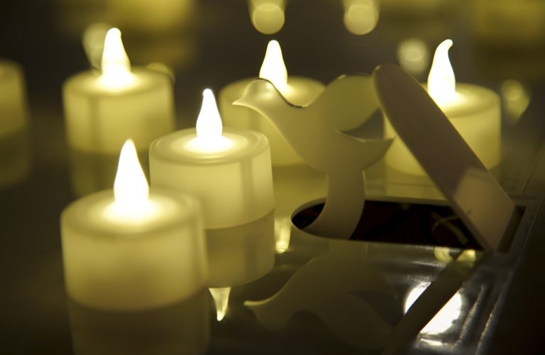 The Unuseless Machine for Democracy